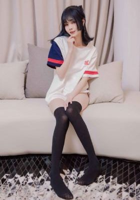 毛片24种姿势无遮无拦-蓝光英文版字幕