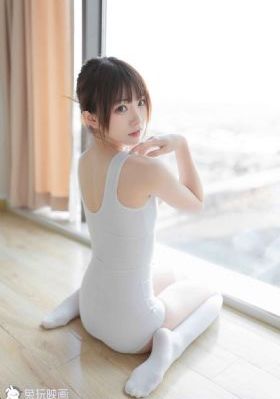 挽起裙子迈开腿往下坐-日韩免费在线观看