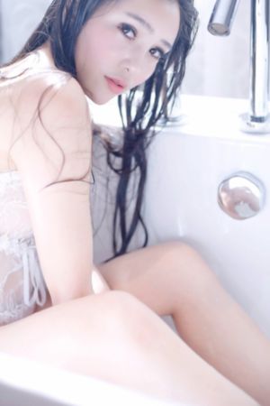 丰满高潮大叫少妇-中英字幕未删减完整版