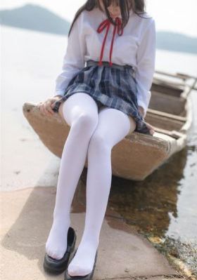 新婚精品自拍不卡视频-预告片无删减在线播放